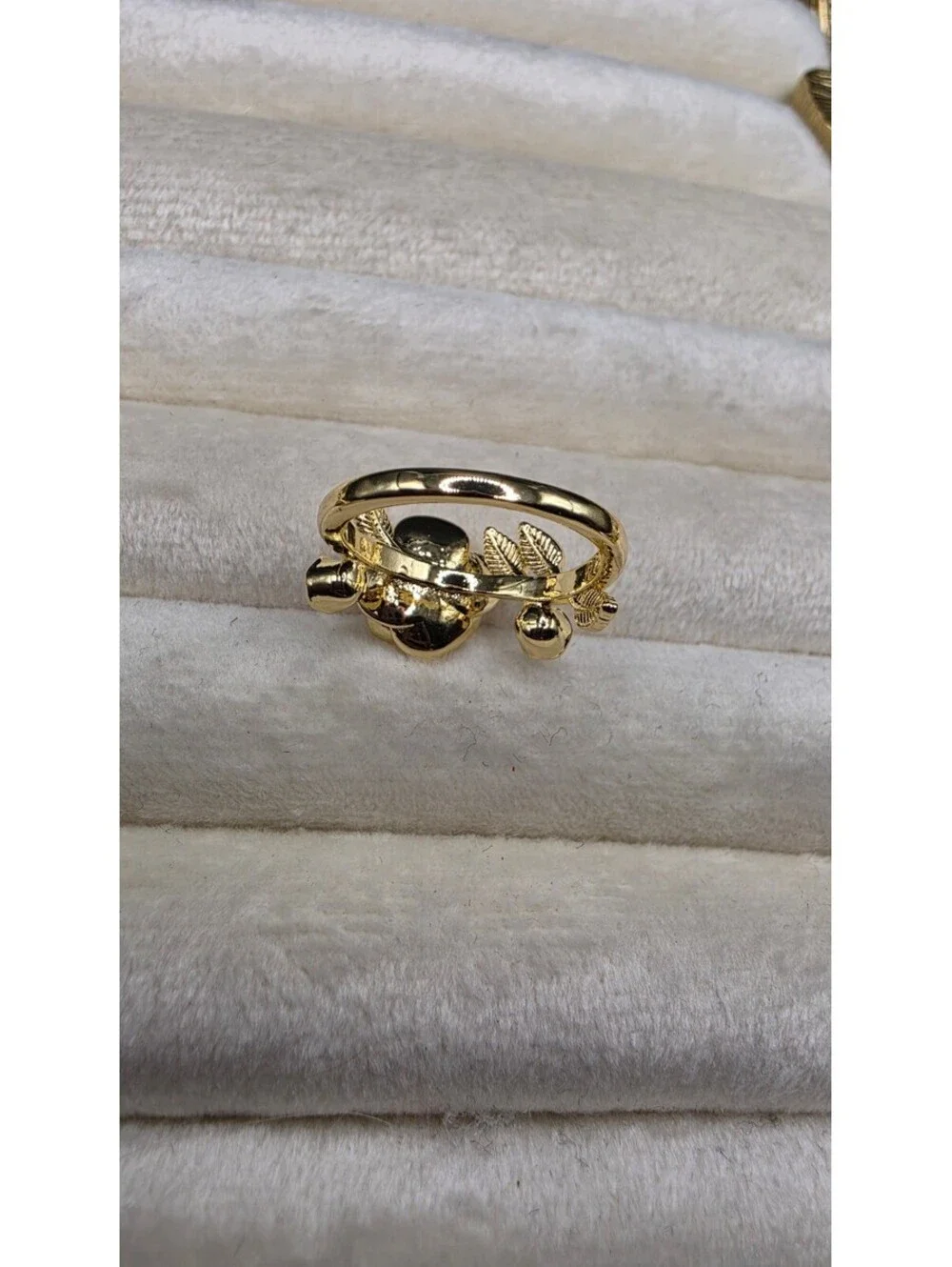 Vintage Style Rose Flower Ring Size 6 with KC Golden Plating Elegant Charm